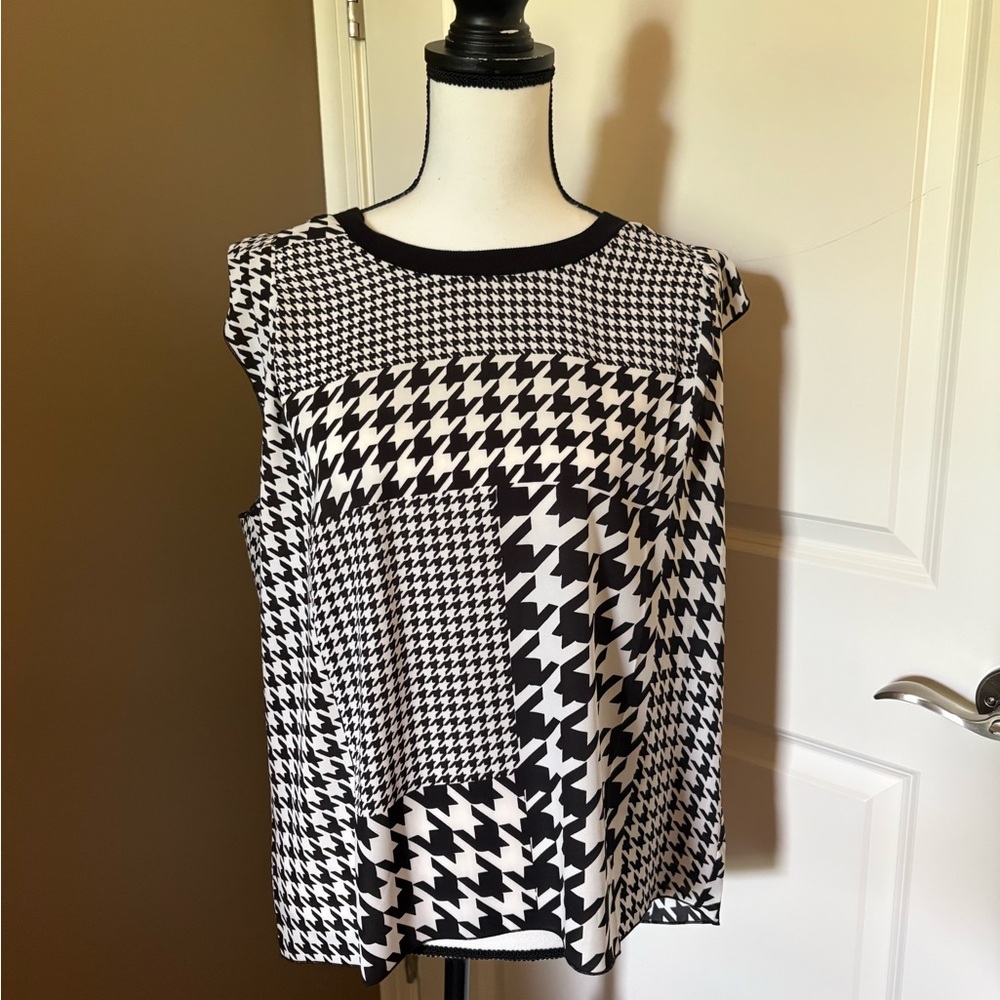 CAbi “Houndstooth Complete Top” Black and White Houndstooth Blouse